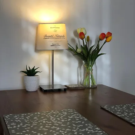 Pozlovice - Sisi דירה