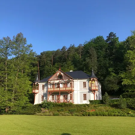 Pozlovice - Sisi דירה