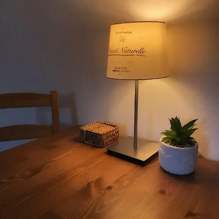 Pozlovice - Sisi * לוהקוביק