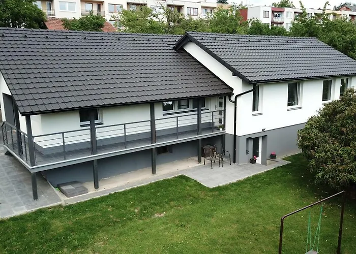 Pozlovice - Sisi Luhačovice